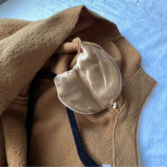 Deans & White Wool Jacket size Large Camel color - Picture 3 of 16